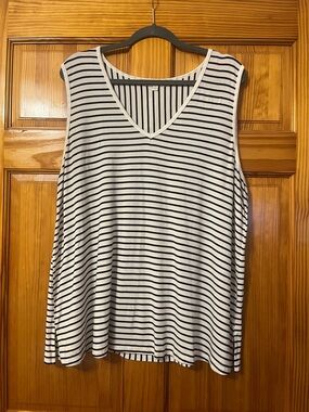 nine britton White & Black Striped V-Neck Tank